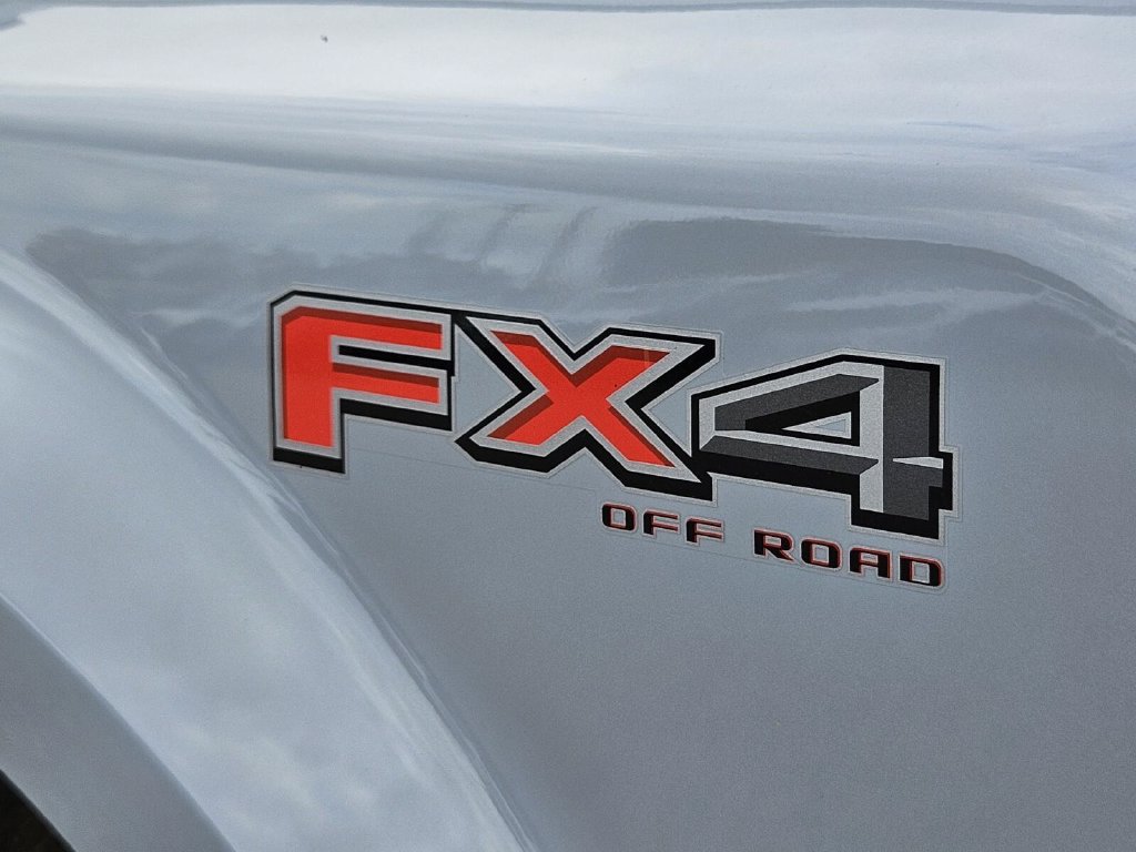 New 2027 Ford F350 Lariat AWD/4WD image 6