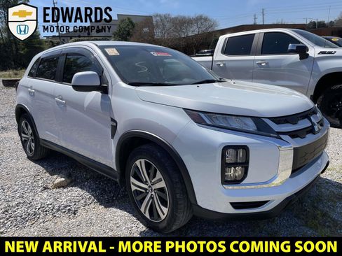 Used 2024 Mitsubishi Outlander Sport Trail Edition image 1