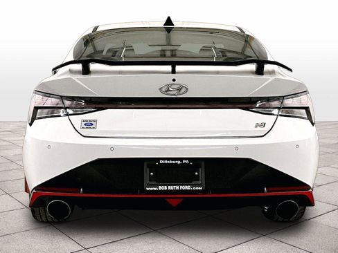 Used 2022 Hyundai Elantra N FWD image 4