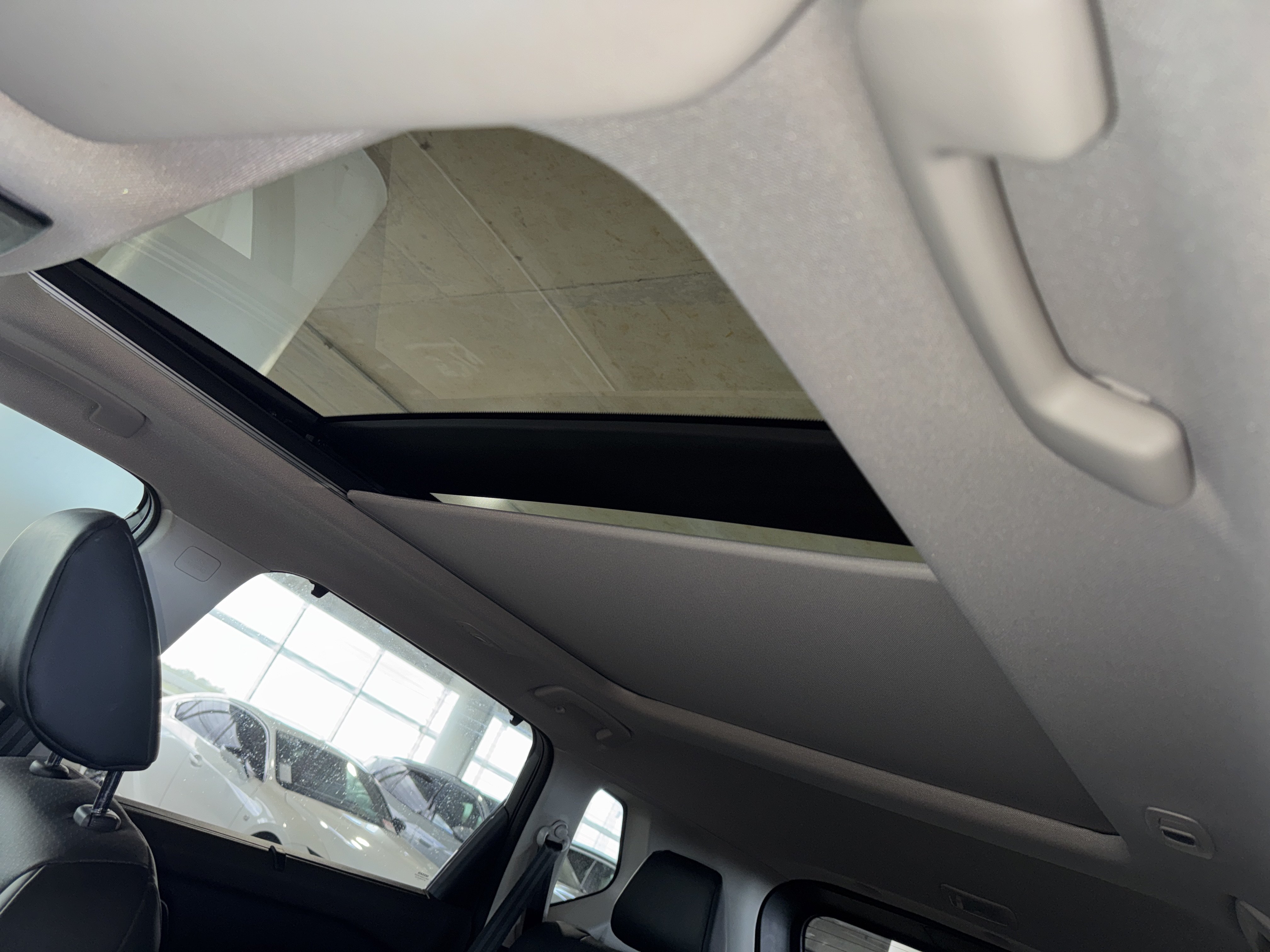 Used 2021 Nissan Rogue SV w/ Premium Package FWD image 32