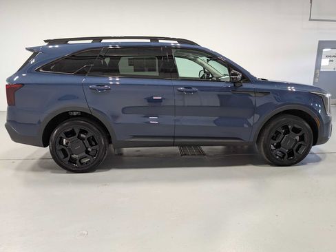 Certified 2025 Kia Sorento X-Line EX AWD/4WD image 7