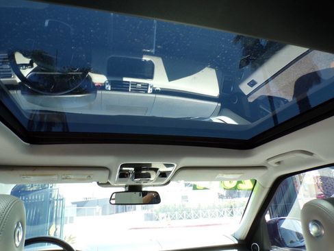 Used 2014 Land Rover Range Rover Sport HSE image 23