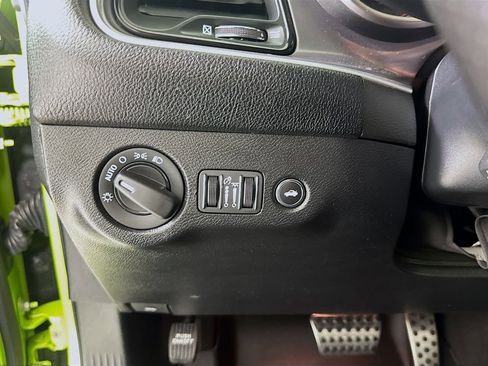 Used 2019 Dodge Challenger R/T Scat Pack image 8