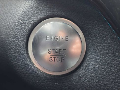 Used 2019 Mercedes-Benz GLS 450 4MATIC image 36