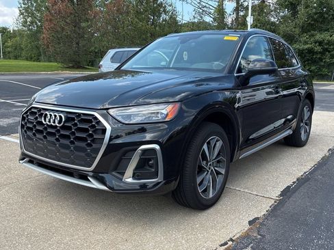 Used 2022 Audi Q5 2.0T Premium AWD/4WD image 2