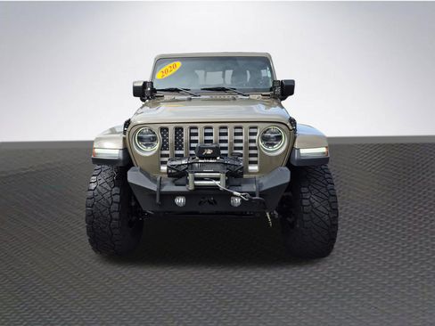 Used 2020 Jeep Gladiator Overland AWD/4WD image 3
