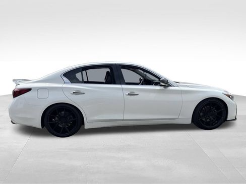 Used 2018 INFINITI Q50 Luxe RWD image 9