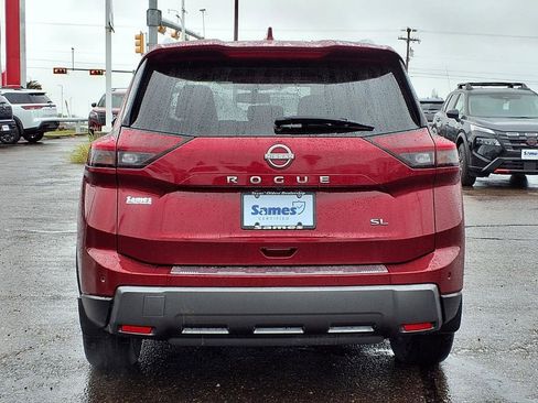 Used 2024 Nissan Rogue SL w/ SL Premium Package FWD image 7