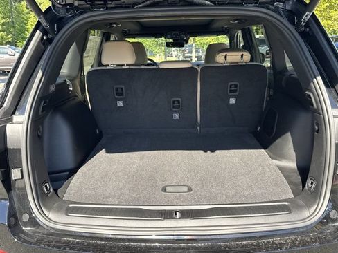 New 2027 Jeep Grand Cherokee Limited AWD/4WD image 18