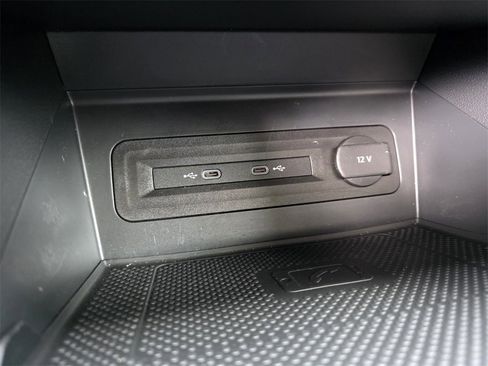 Used 2022 Volkswagen Atlas SEL image 26