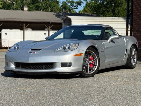 Used 2009 Chevrolet Corvette Z06 RWD image 7