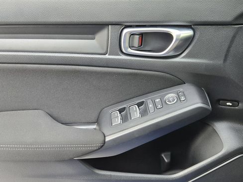 Used 2024 Honda Civic Sport image 29