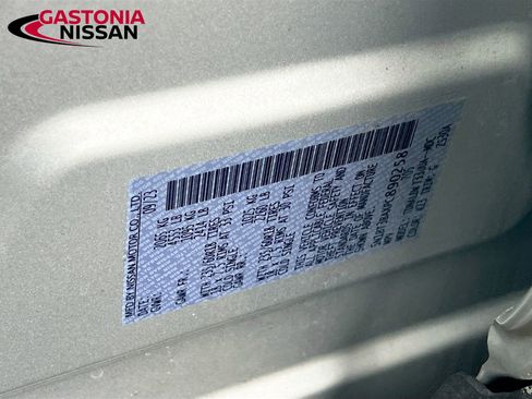 Used 2023 Nissan Rogue SV image 39