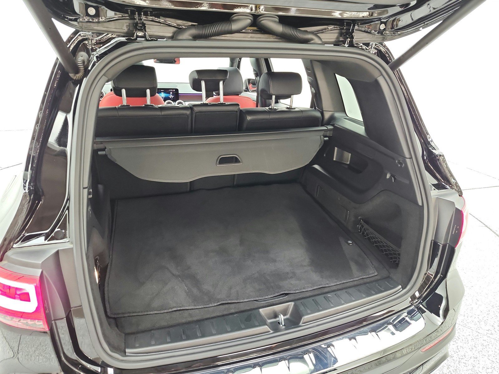 Used 2023 Mercedes-Benz GLB 250 image 22