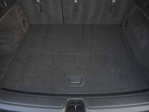 Used 2022 Buick Envision Essence w/ Safety Package FWD image 27