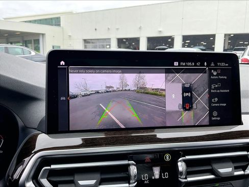 Used 2024 BMW X4 xDrive30i image 24