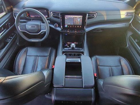 Used 2023 Jeep Wagoneer L 4WD w/ Convenience Group I image 18