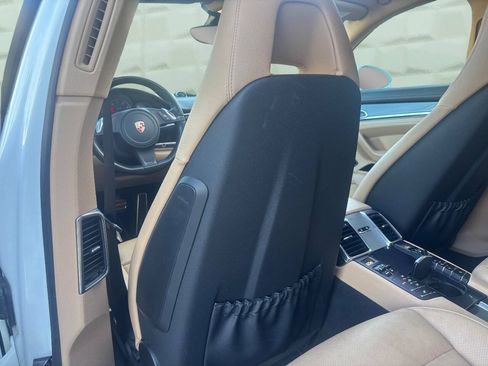 Used 2015 Porsche Panamera 4 AWD/4WD image 25