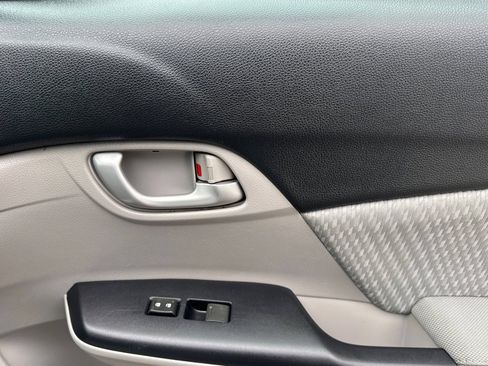Used 2014 Honda Civic LX image 19