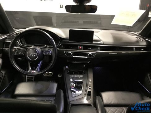 Used 2018 Audi S4 Prestige w/ Prestige Package image 25