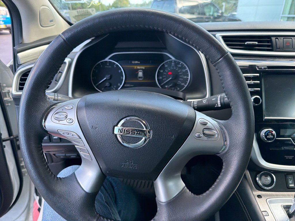 Used 2017 Nissan Murano SV AWD/4WD image 14