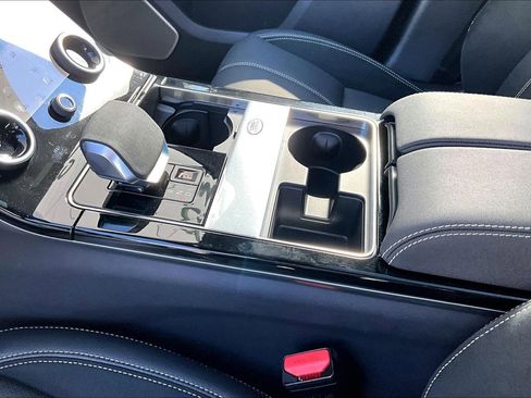 Used 2023 Land Rover Range Rover Velar HST image 17