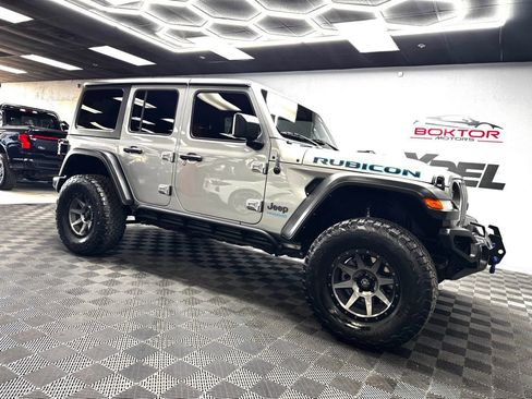 Used 2021 Jeep Wrangler Unlimited Rubicon 4xe w/ Cold Weather Group AWD/4WD image 2