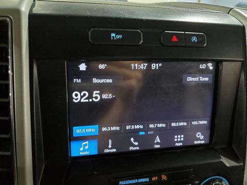 Used 2019 Ford F150 Lariat RWD image 30