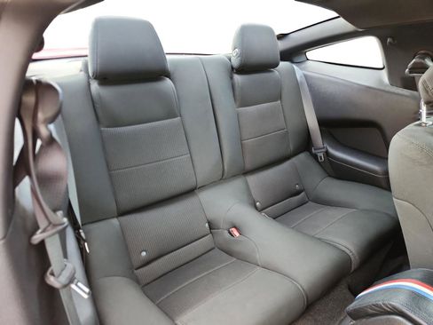 Used 2013 Ford Mustang Coupe image 19