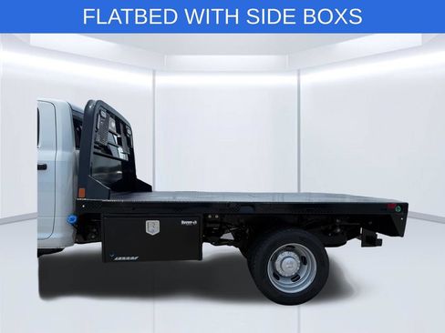 New 2026 RAM 5500 Tradesman w/ Chrome Appearance Group AWD/4WD image 21
