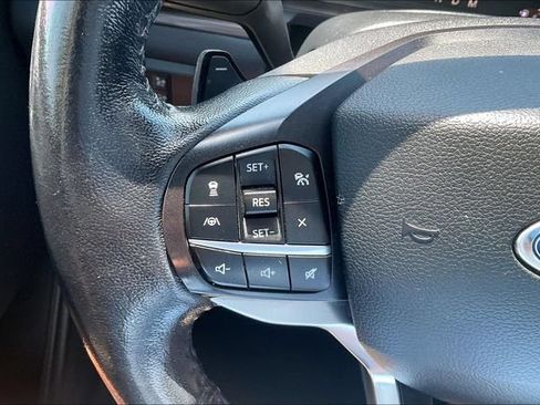 Used 2020 Ford Explorer Limited AWD/4WD image 16