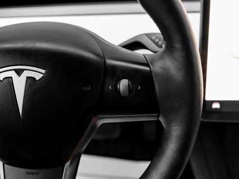 Used 2021 Tesla Model 3 Standard Range Plus RWD image 22