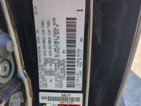 Used 2024 Toyota Sequoia Capstone image 29