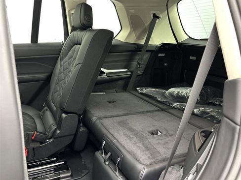 New 2026 BMW X7 xDrive40i w/ Premium Package image 30