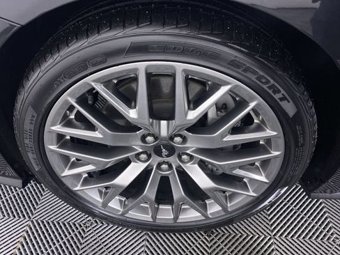 Used 2024 Ford Mustang GT Premium image 15