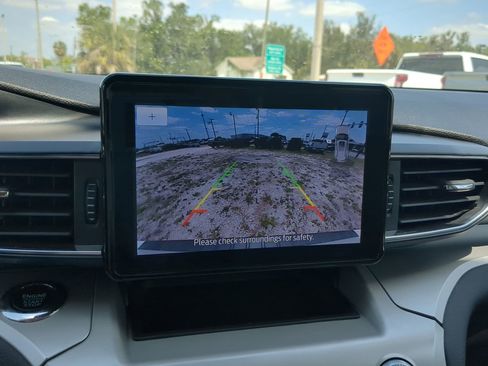 Used 2023 Ford Explorer XLT w/ Equipment Group 202A image 20