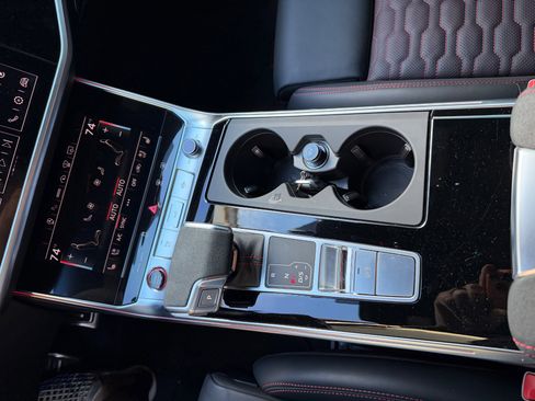 Used 2024 Audi RS 6 performance image 9