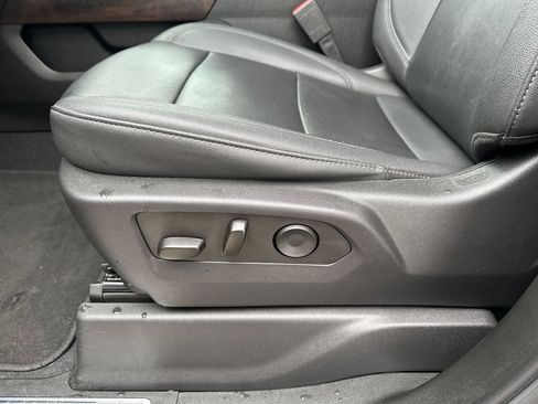 Certified 2023 GMC Sierra 1500 SLT w/ SLT Premium Package image 17