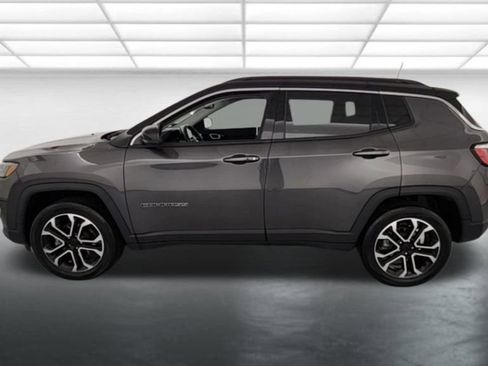 Used 2022 Jeep Compass Limited AWD/4WD image 4