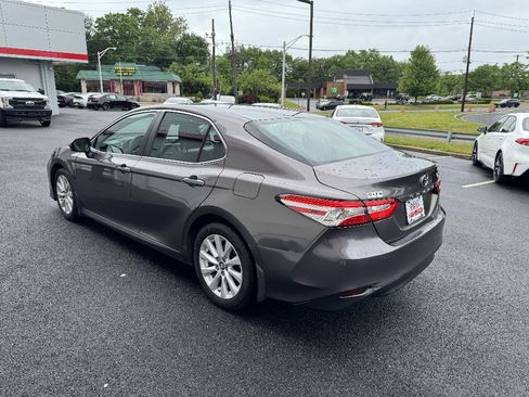 Used 2018 Toyota Camry LE w/ Protection Package (Q2) FWD image 7