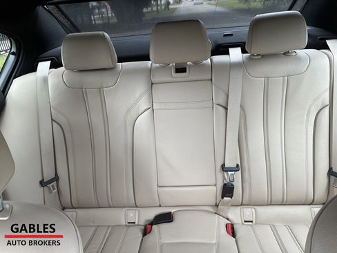 Used 2018 BMW 530i image 21