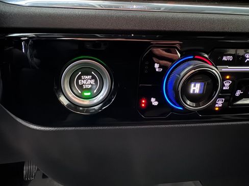 Certified 2023 Chevrolet Silverado 1500 LT image 21