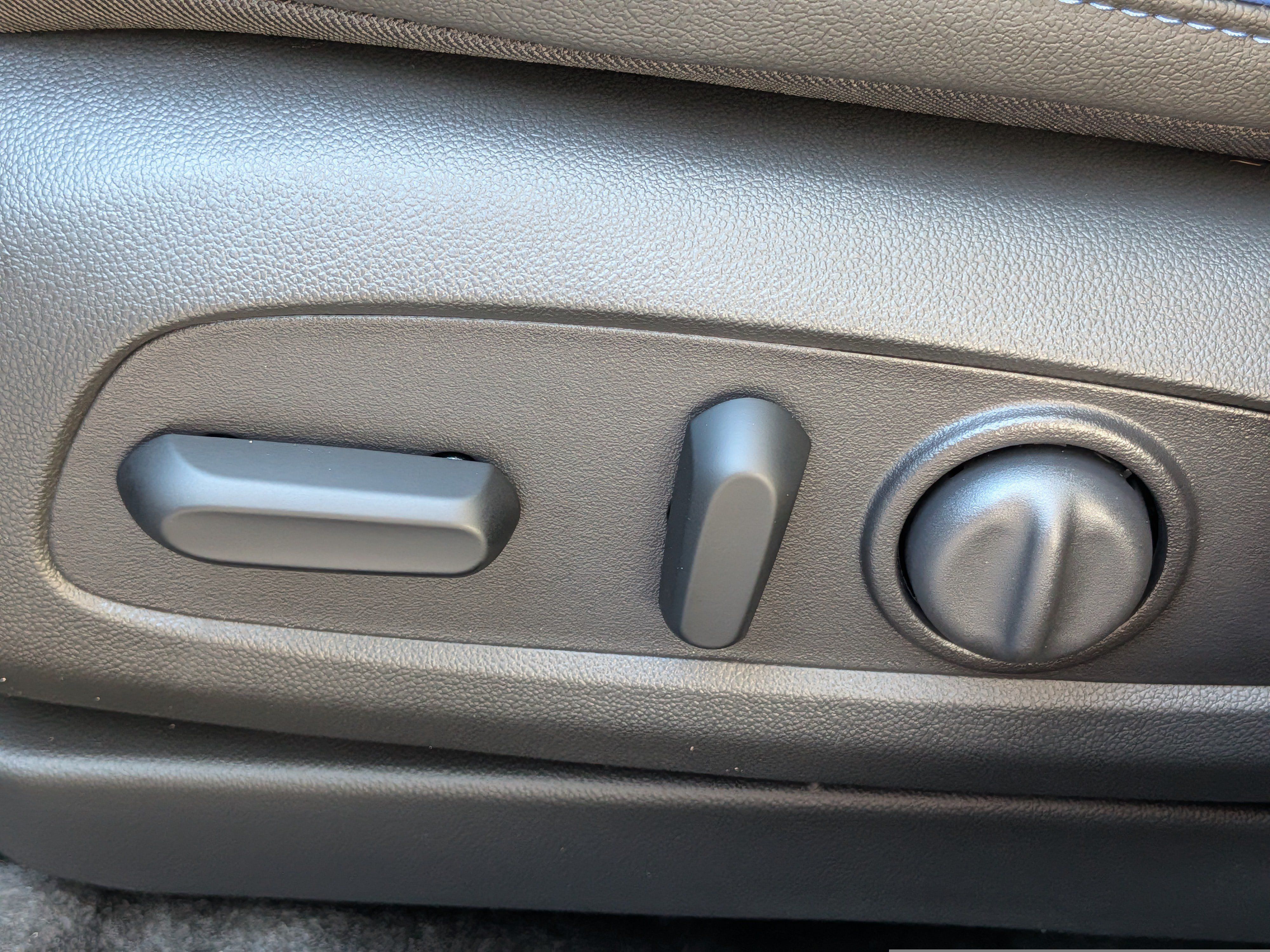New 2026 Buick Envista Sport Touring w/ Convenience I Package FWD image 21