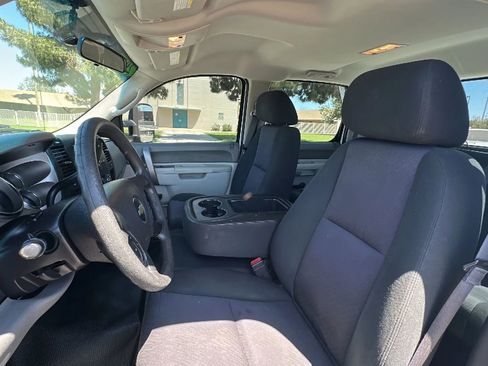 Used 2014 Chevrolet Silverado 2500 W/T RWD image 12