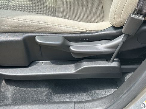 Used 2023 Chevrolet Traverse LS AWD/4WD image 27
