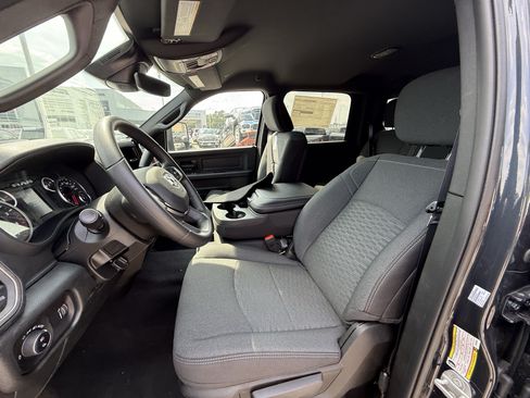 New 2026 RAM 2500 Tradesman AWD/4WD image 17
