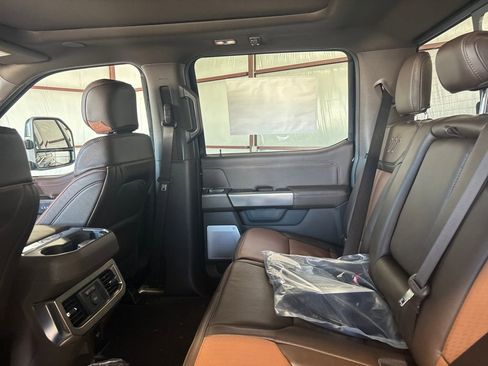 New 2026 Ford F250 4x4 Crew Cab Super Duty image 12