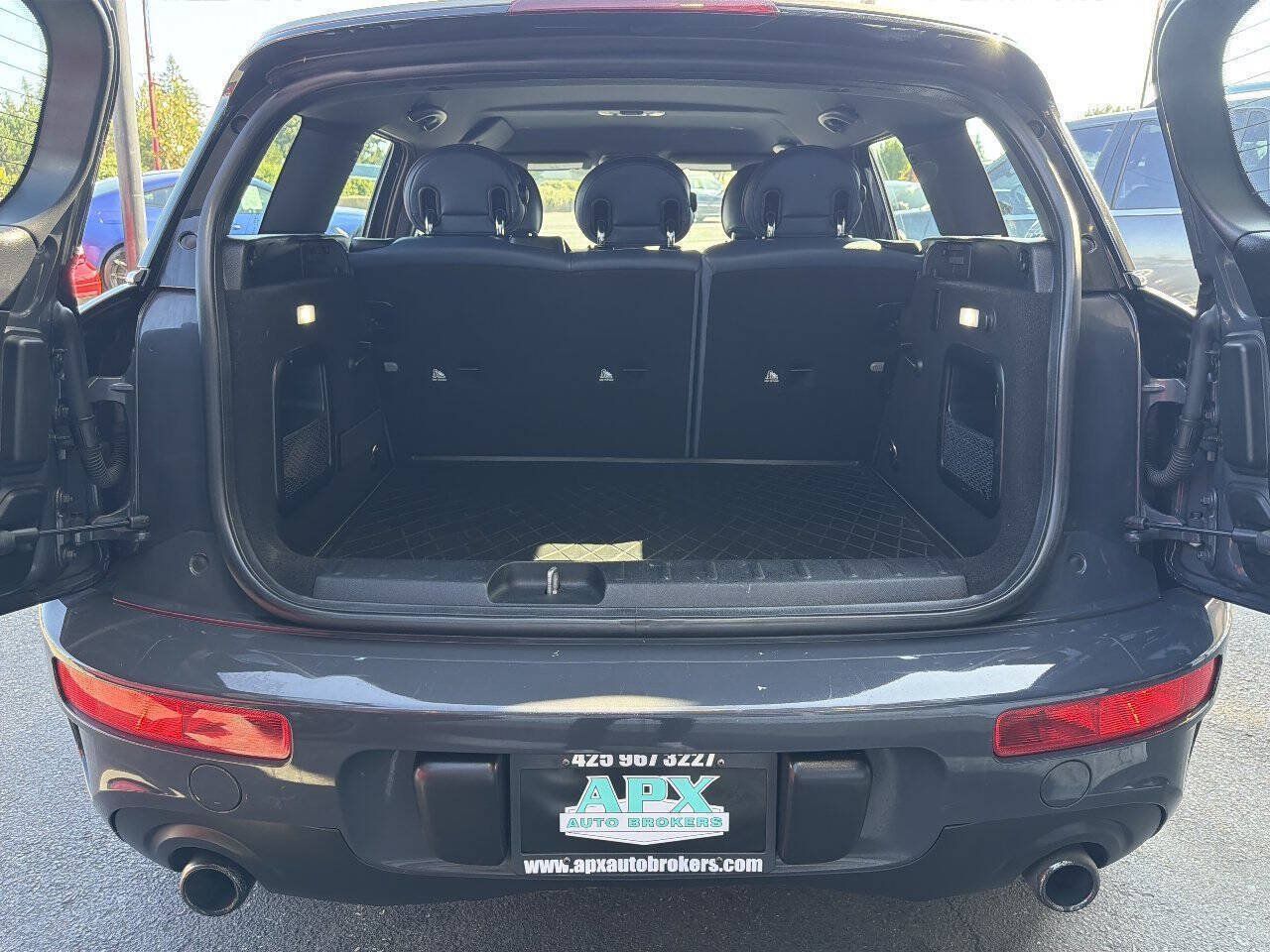 Used 2017 MINI Cooper Clubman S AWD/4WD image 6