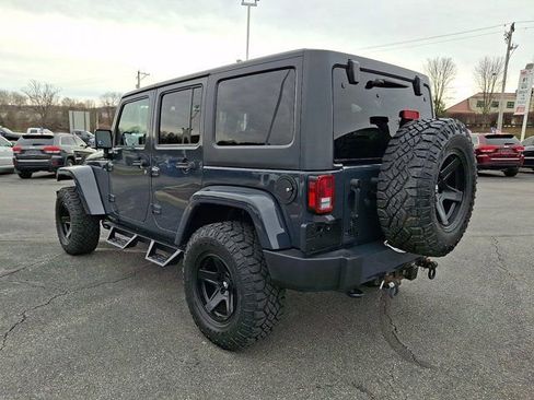 Certified 2016 Jeep Wrangler Unlimited Sahara w/ Dual Top Group image 4