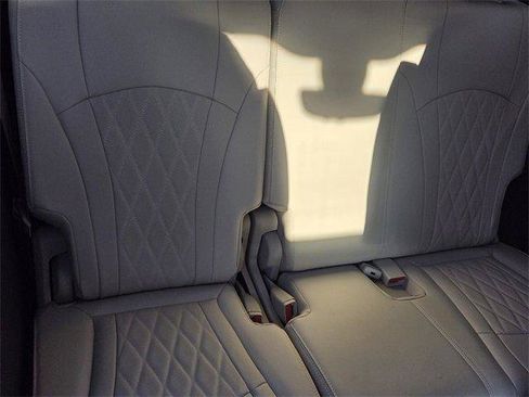 Certified 2023 Buick Enclave Avenir w/ Avenir Technology Package image 16